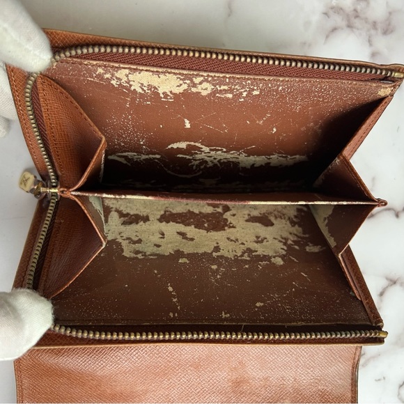 78. Authentic Louis Vuitton Monogram Tresor Wallet - Picture 6 of 13